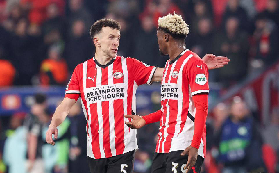 意甲劲旅颜面扫地？双雄折戟队伍遭英超豪门无情碾压，主场惨吞十球